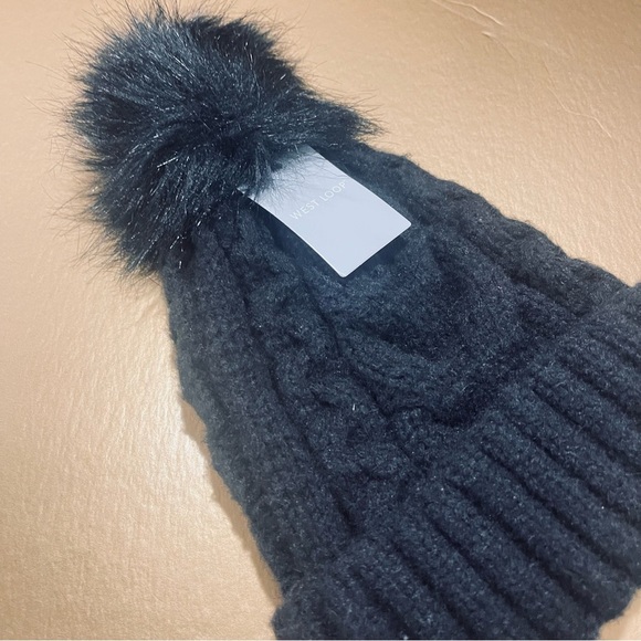 WEST LOOP Black Pom Beanie Hat Ladies One Size - Picture 2 of 4